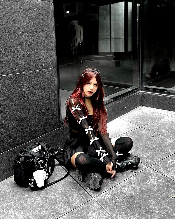 is2tian instagram image archive image