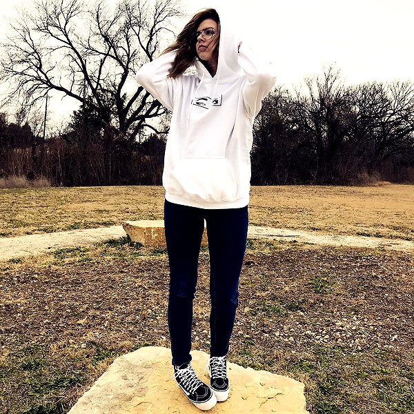 yeahimcaroline instagram image archive image