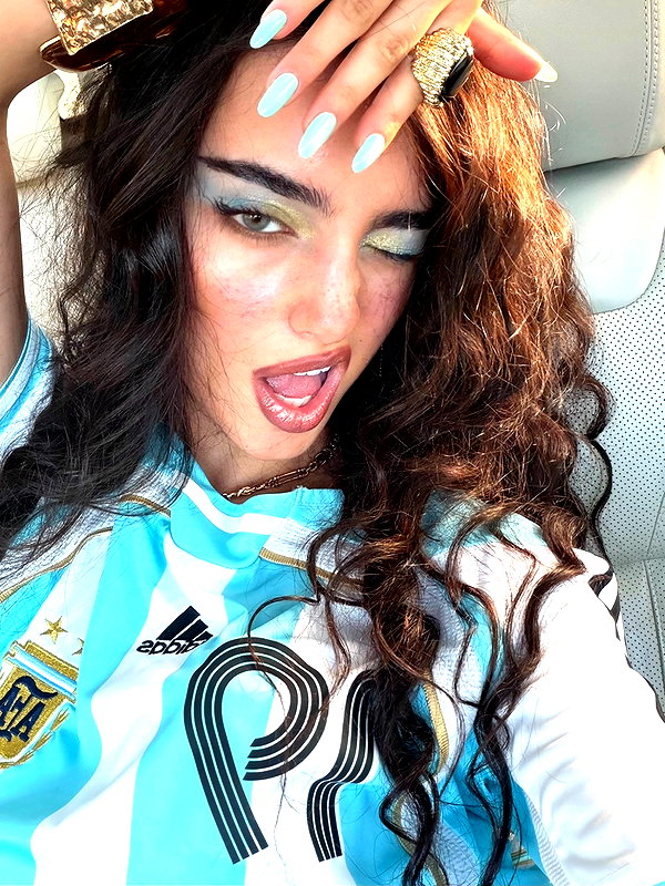 ellachristo instagram image archive image
