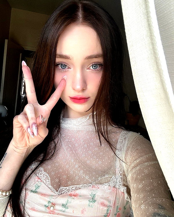 1uvgabi instagram image archive image