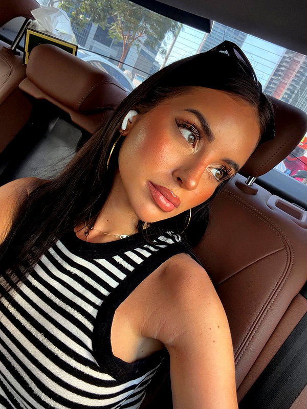 zoeliss instagram image archive image