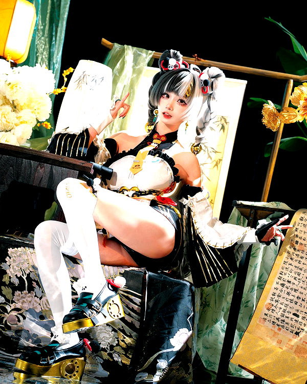 xier_cos instagram image archive image