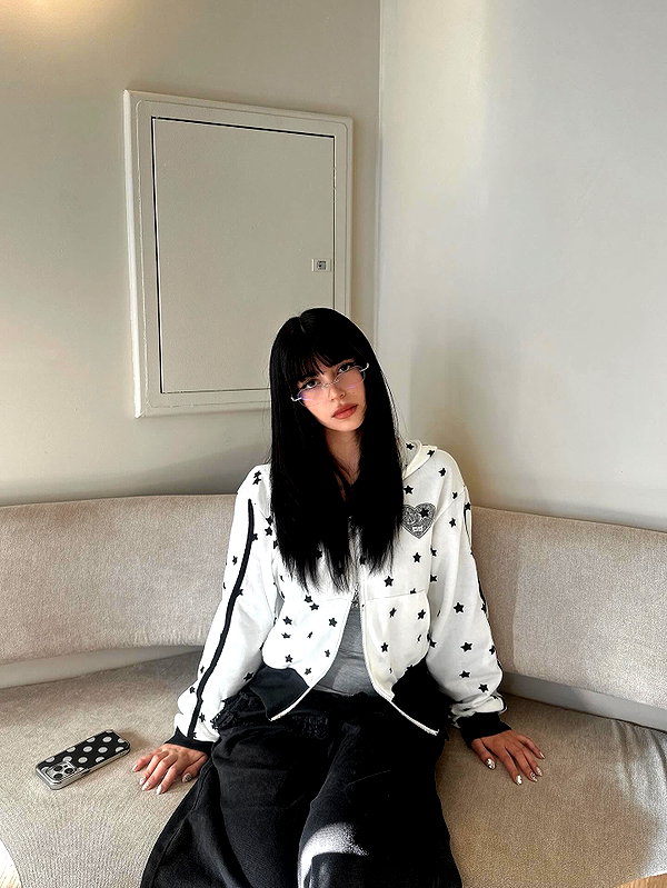 connie.01j instagram image archive image
