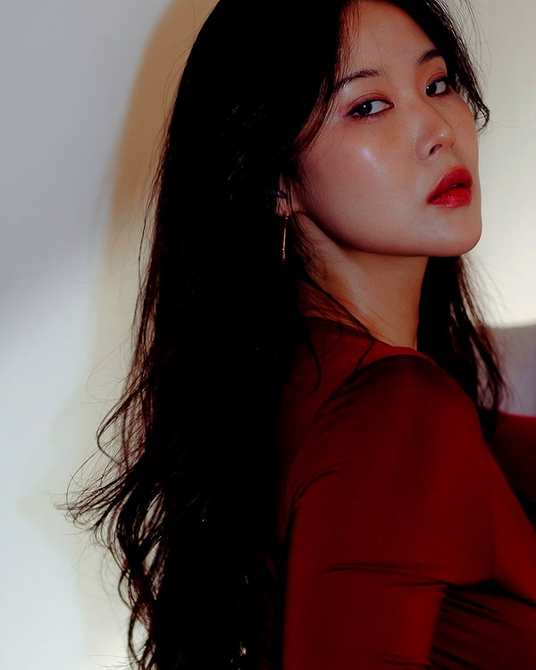 norajoy_official instagram image archive image