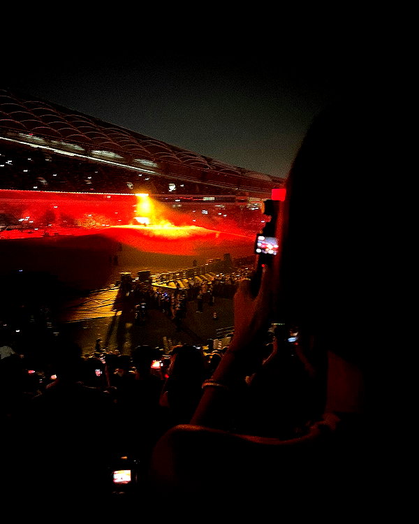 ll.lu1s instagram image archive image