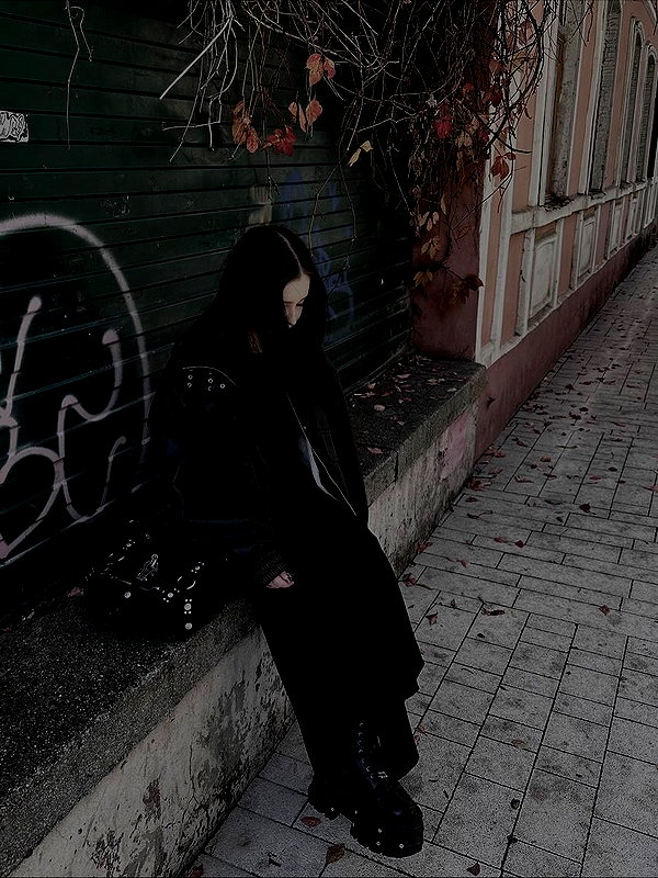 alllinauy instagram image archive image