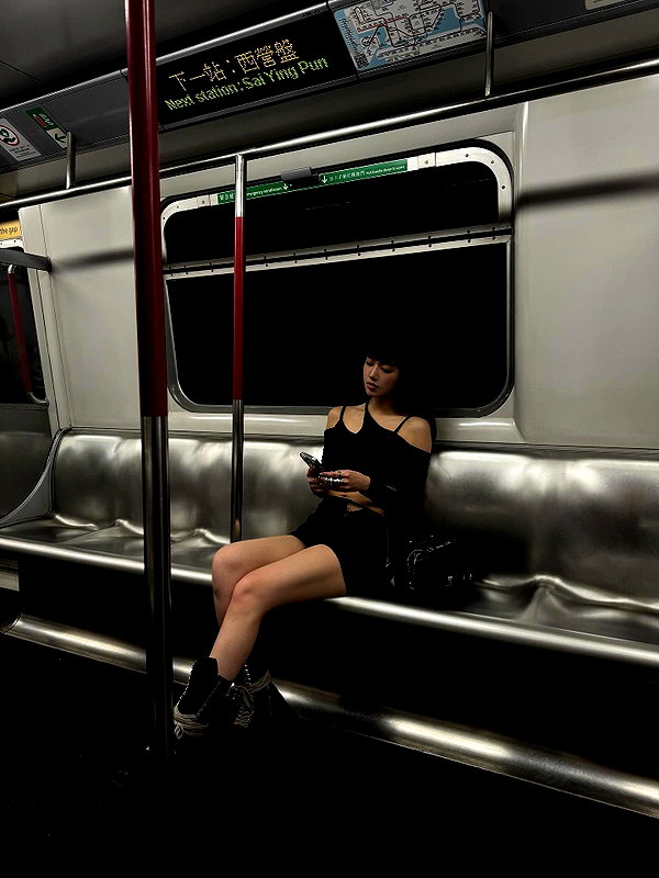 a.tinn___ instagram image archive image