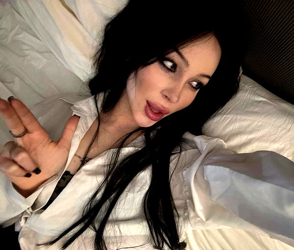 daaarkina instagram image archive image