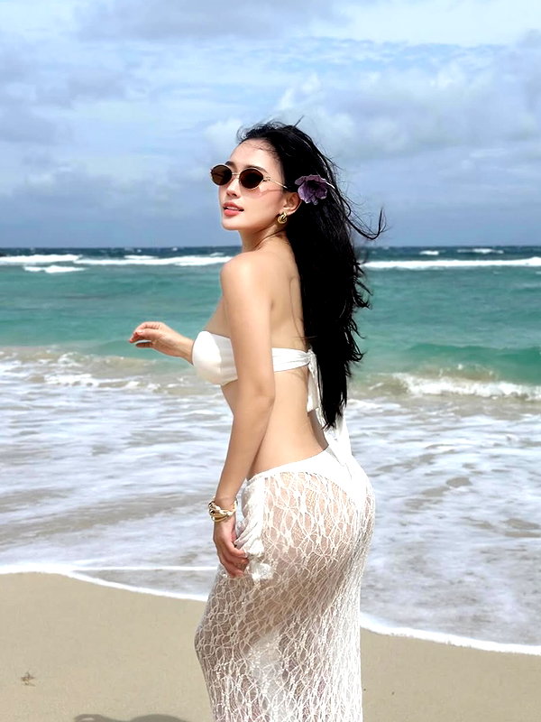 lyhythuedoxinh instagram image archive image