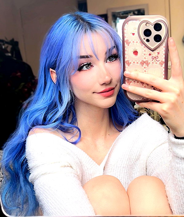 danielle.mercedie instagram image archive image