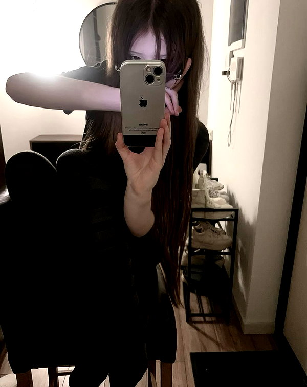 h3ttpss instagram image archive image