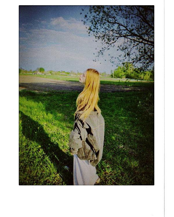 alisen.mari instagram image archive image