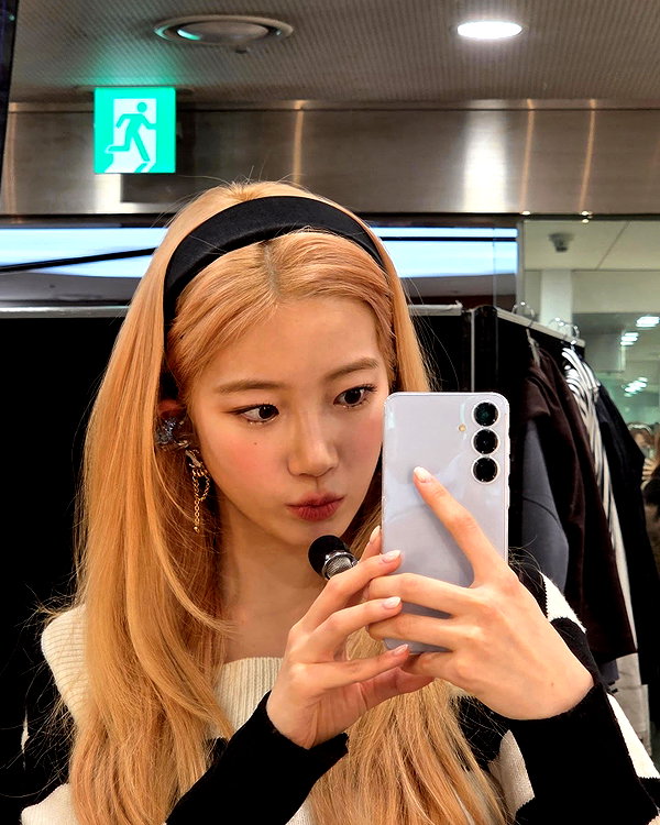 zuhazana instagram image archive image