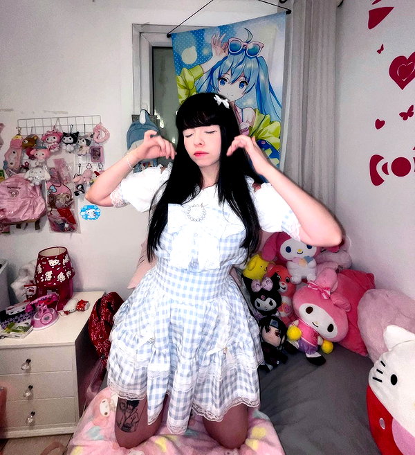 Archived image from @notchicore on Instagram