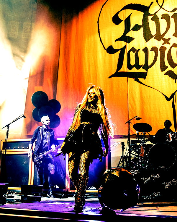 avrillavigne instagram image archive image