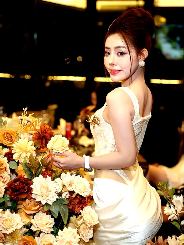 lyhythuedoxinh instagram image archive image