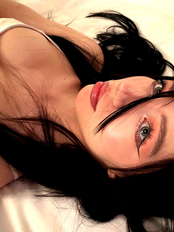 mia_goth2004 instagram image archive image