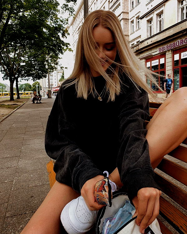 lilih instagram image archive image