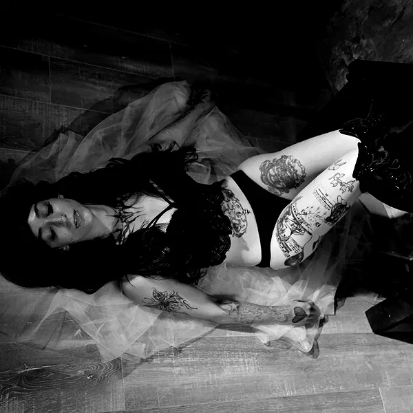 shayli_or shayli_or archive image