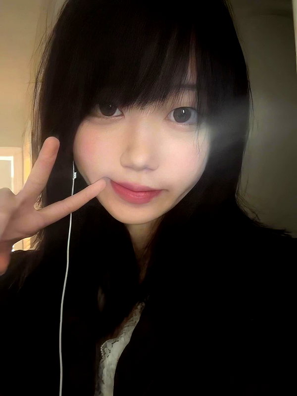 yuyuslivestreamdiary instagram image archive image