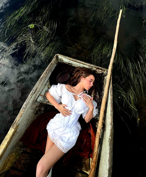 enikeeva_aliya instagram image archive image