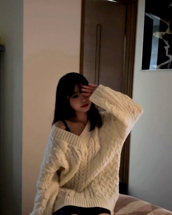 roure.yun instagram image archive image