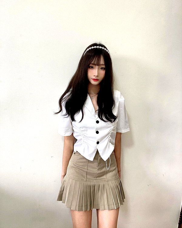 lai_931201 instagram image archive image