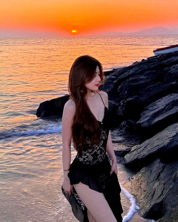 lyhythuedoxinh instagram image archive image
