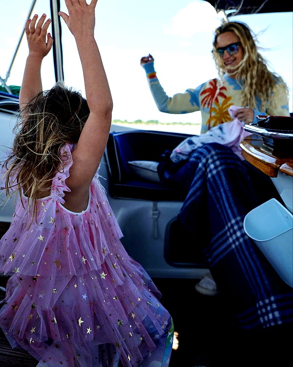 katehudson instagram image archive image