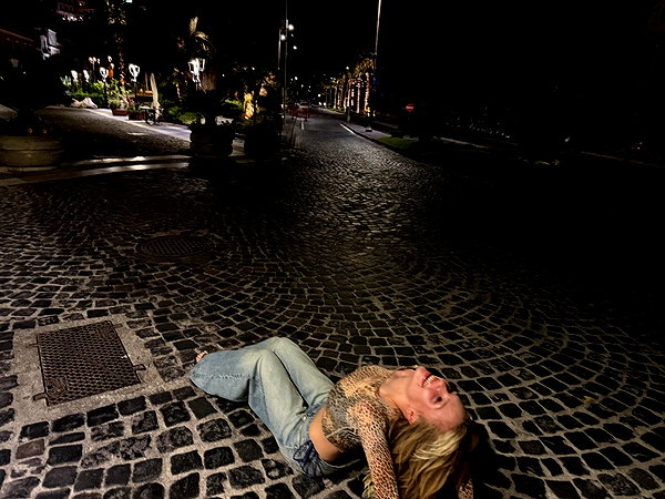 leni.bahr instagram image archive image