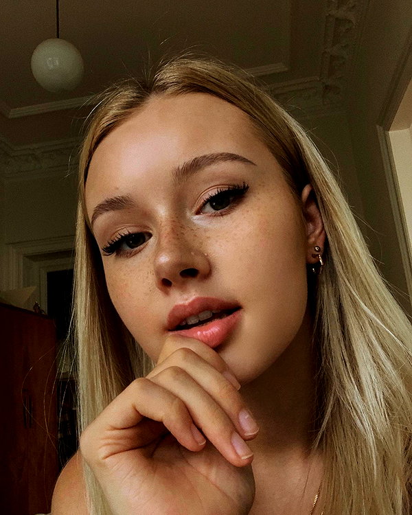 lilih instagram image archive image