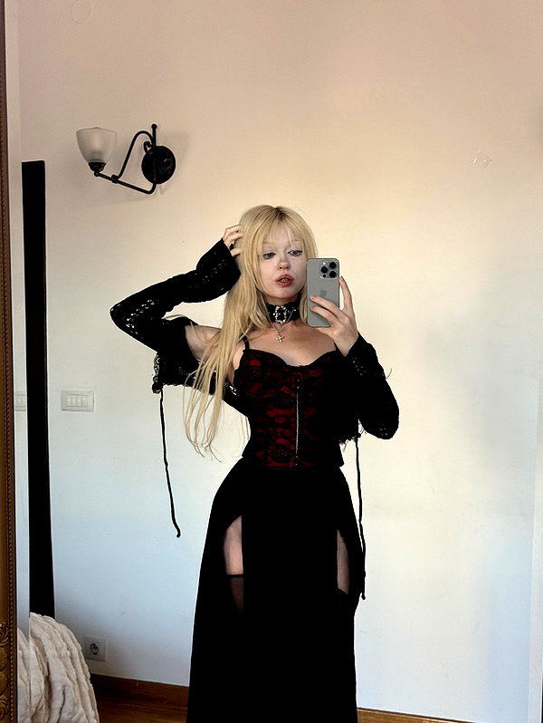 mollycodlee instagram image archive image