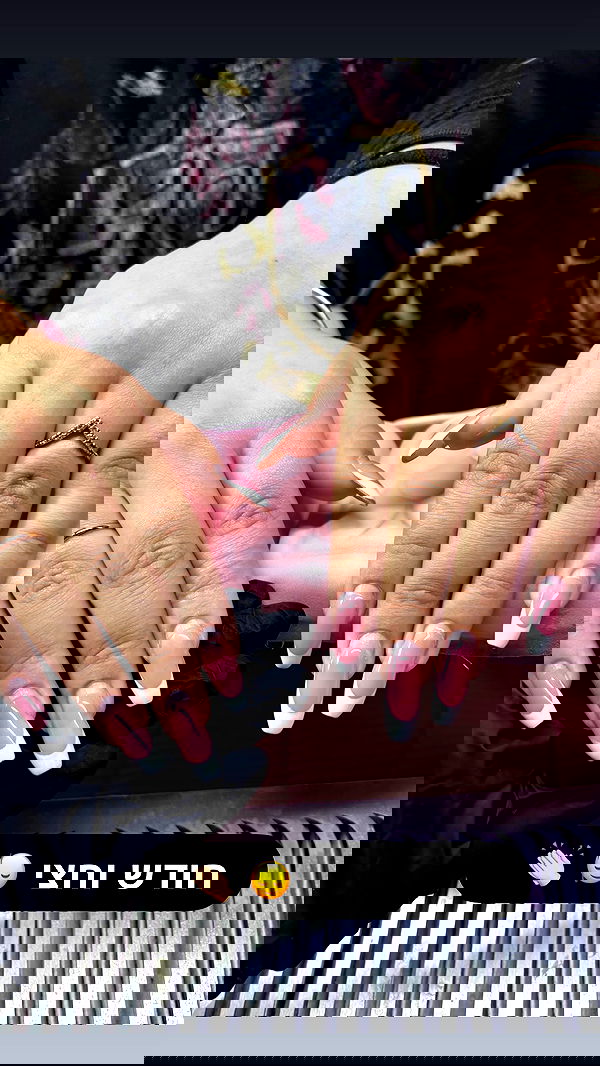 nails.by.natashi nails.by.natashi archive image