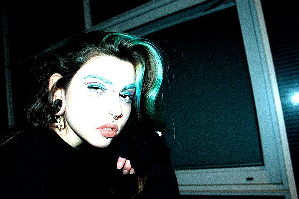 noyrll archive image