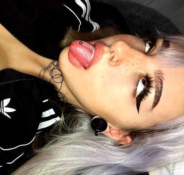 karin_orhov instagram image archive image