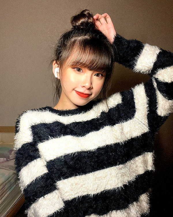 e.shao_417 instagram image archive image