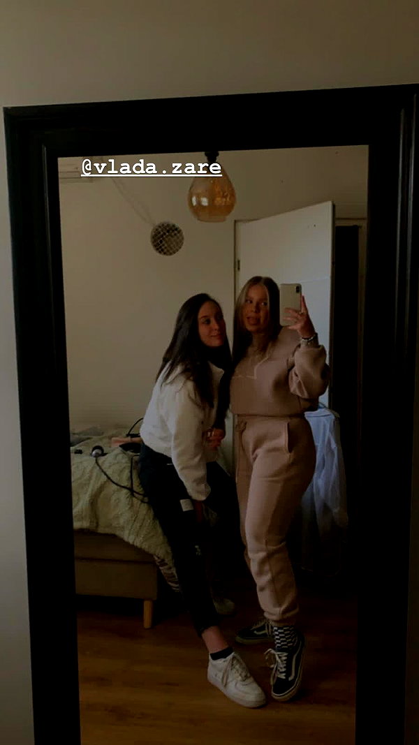 elika_shev instagram image archive image