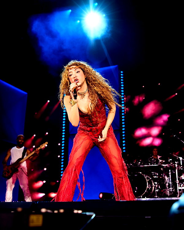 shakira instagram image archive image