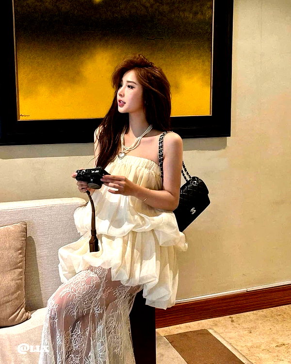 lyhythuedoxinh instagram image archive image