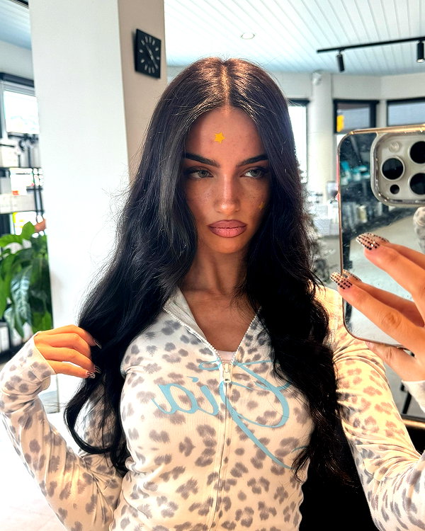 ellachristo instagram image archive image