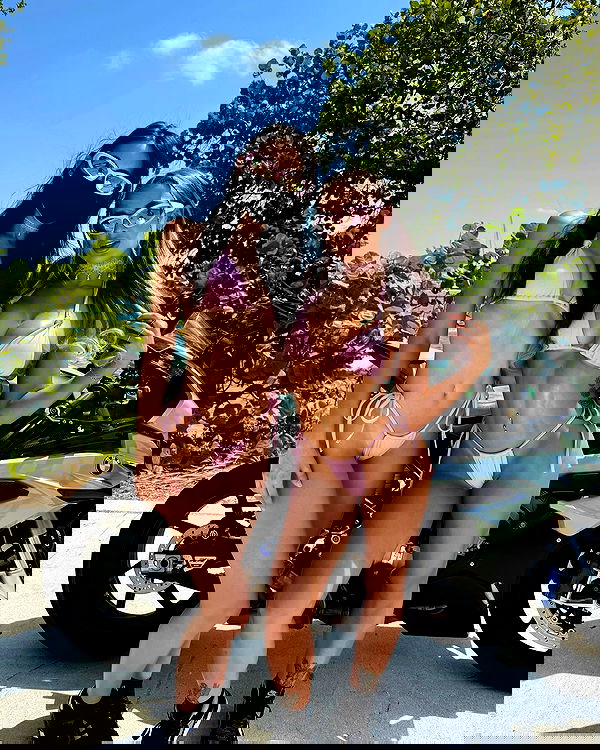 itshayleydavies itshayleydavies archive image