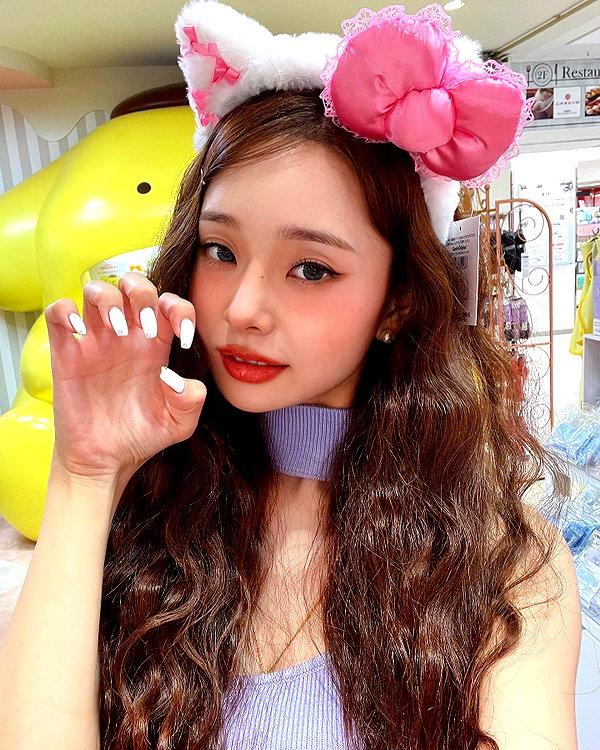 dear.zia instagram image archive image
