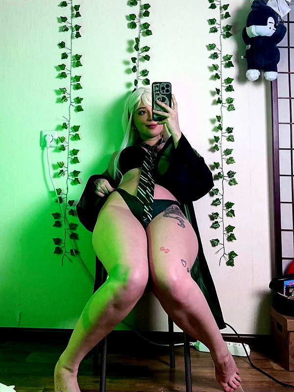 aechka.cosplay instagram image archive image
