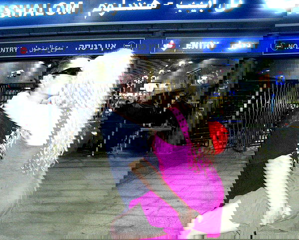 ormosheee ormosheee archive image