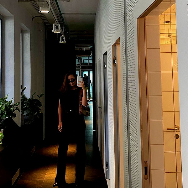 veroni22ka instagram image archive image