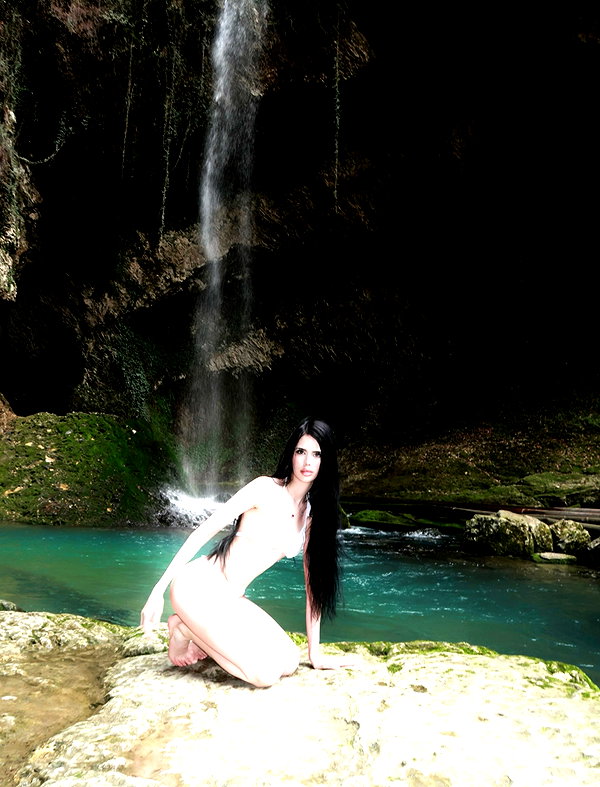 yanyluya instagram image archive image
