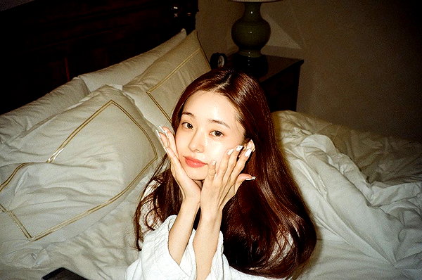 dear.zia instagram image archive image