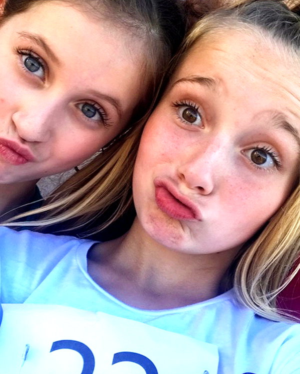 ellianawalmsley instagram image archive image