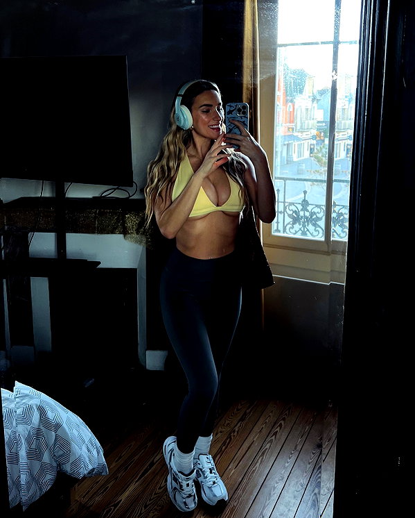 kaylasimmmons instagram image archive image