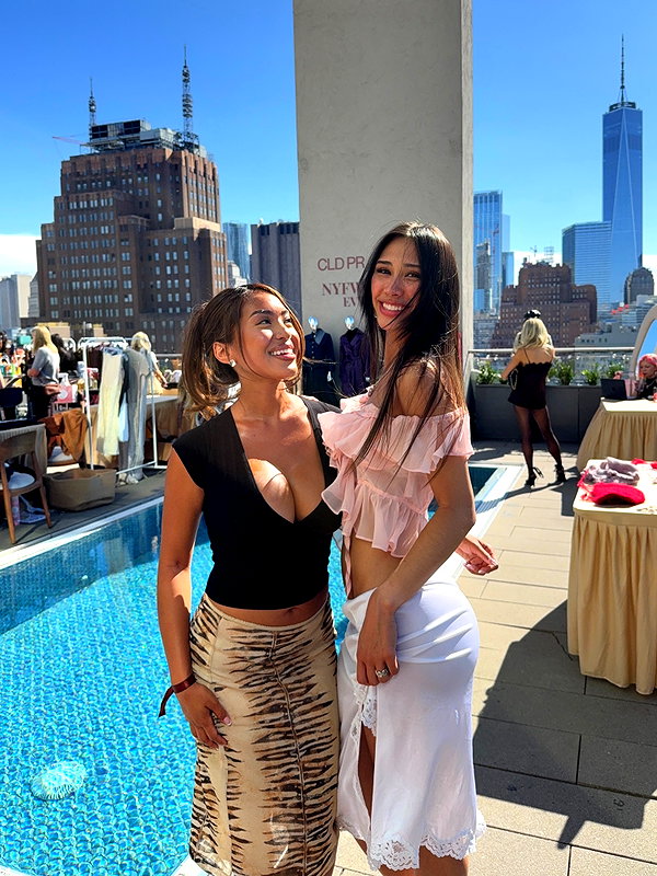 cait.knight instagram image archive image